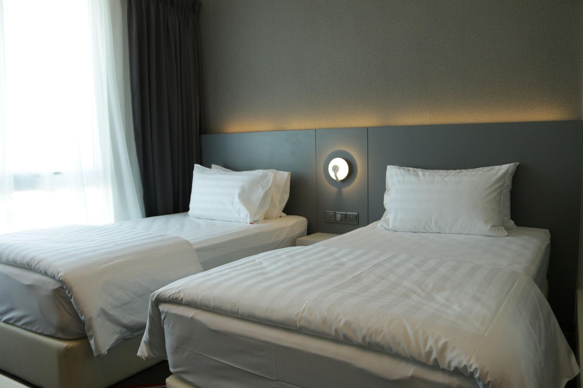 Amerin Hotel Johor Bahru Exteriör bild