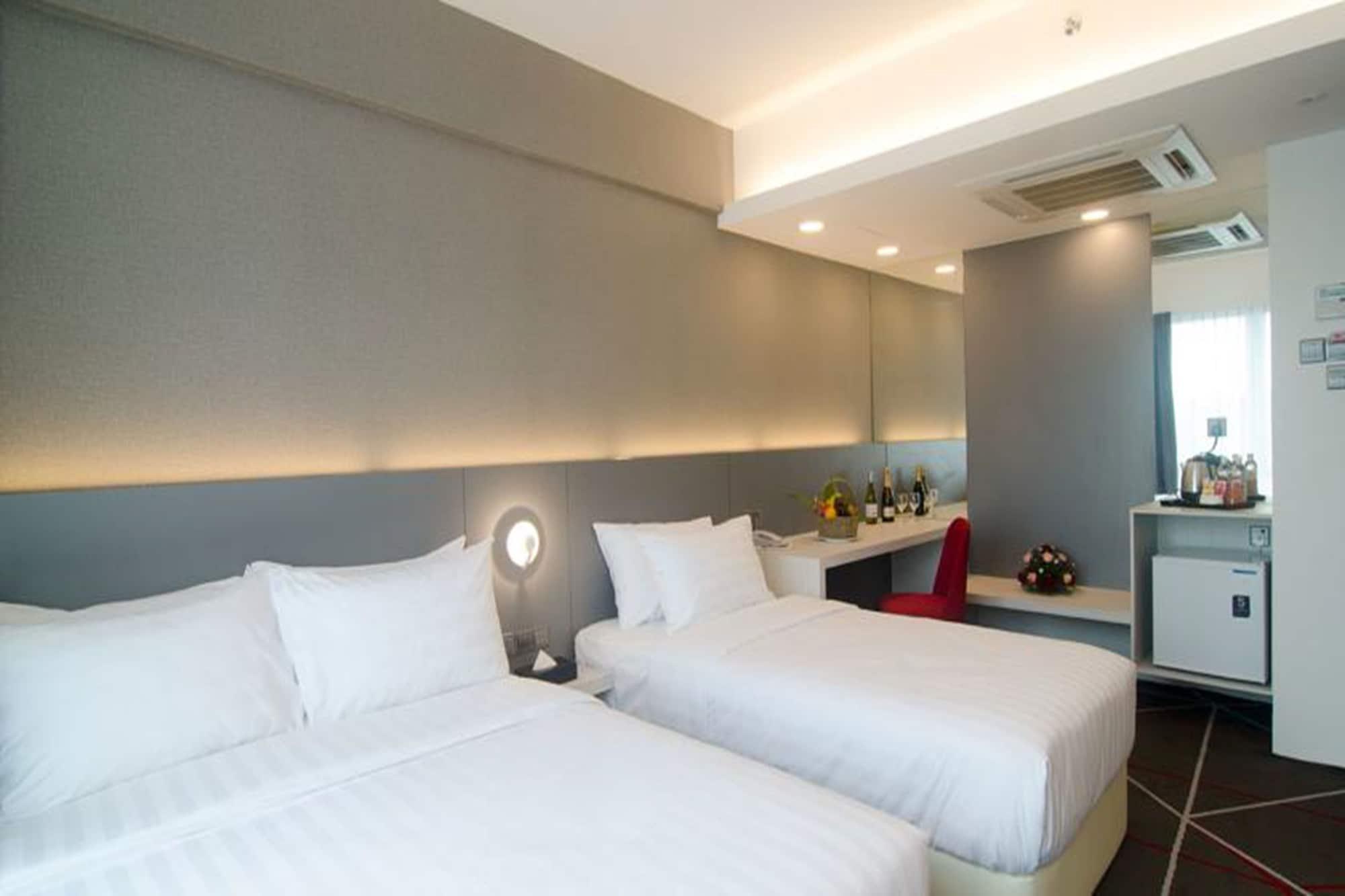 Amerin Hotel Johor Bahru Exteriör bild