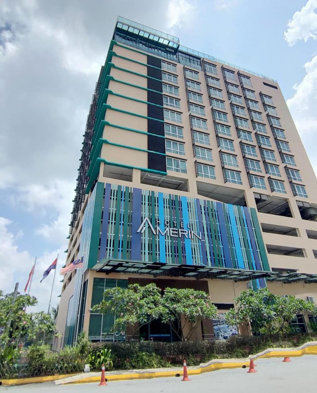 Amerin Hotel Johor Bahru Exteriör bild