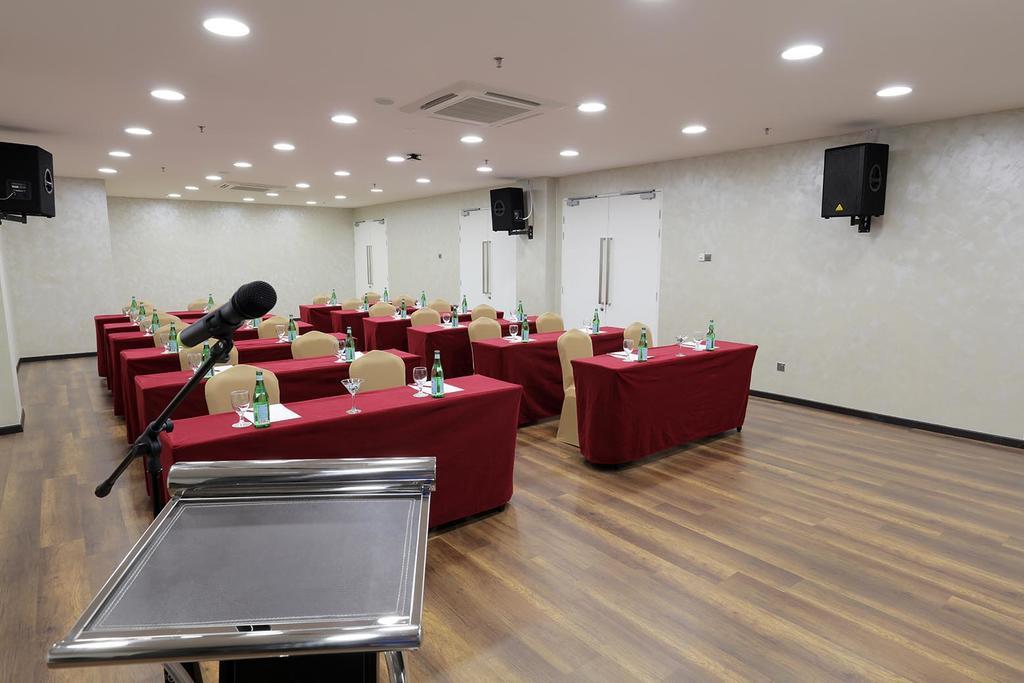 Amerin Hotel Johor Bahru Exteriör bild