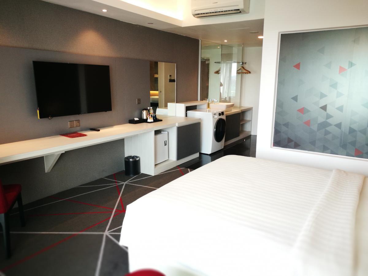 Amerin Hotel Johor Bahru Exteriör bild